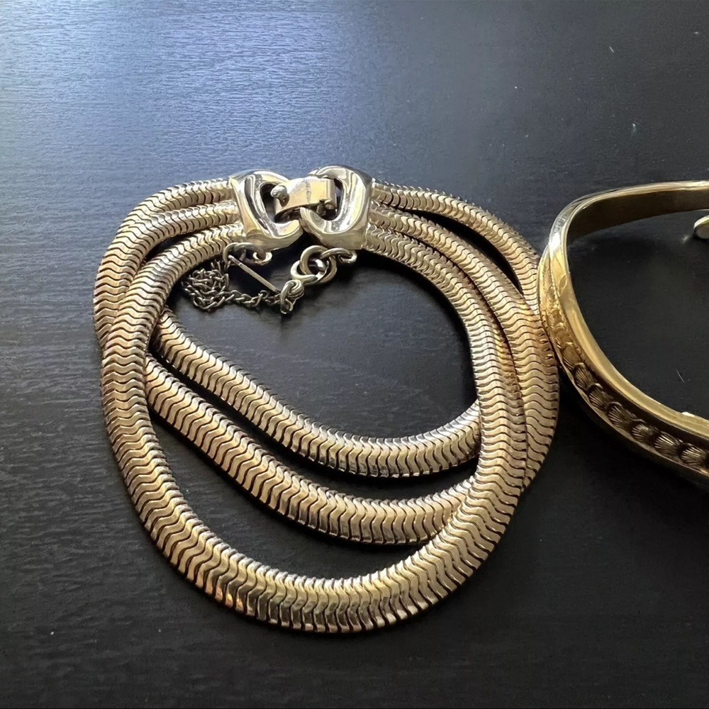 Vintage Monet Gold Tone Textured Bracelet Signed lot of 2 - Picture 11 of 11